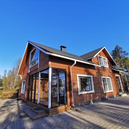 Autumn Leaf Ivalo Villa Exterior photo